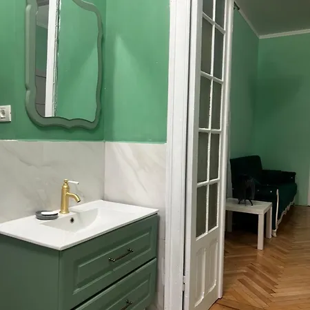 Laya Old Town Apartament Bukareszt